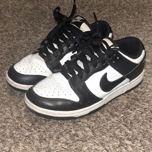 Nike Panda Dunks